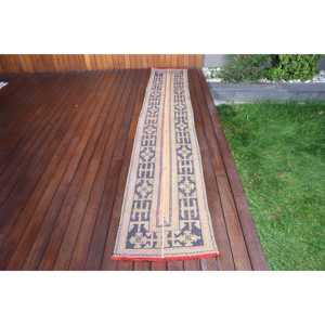 พรมตุรกีวินเทจขนาด 1.9x10.8 ฟุต, พรมปูพื้น, พรมลายตะวันออกสีน้ำเงิน - Product Image 1