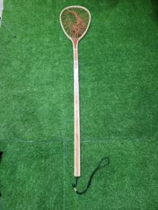 Épuisette de pêche à la mouche d'extérieur avec cadre en bois et filet en caoutchouc, outil de capture de truites à lancer à la main - Product Image 4