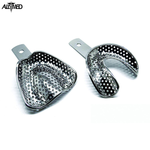 Bandejas de Impresión Dental de Acero Inoxidable Clase II de Alta Calidad, Compatibles con Autoclave, Certificadas CE, para Mandíbula Superior/Inferior, Instrumentos Manuales - Product Image 3
