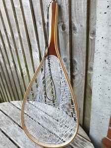 Épuisette de pêche à la mouche d'extérieur avec cadre en bois et filet en caoutchouc, outil de capture de truites à lancer à la main - Product Image 2