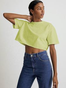 เสื้อยืดแฟชั่นแขนสั้นสำหรับผู้หญิงใหม่แผ่นรองไหล่ไม่สมมาตรเสื้อไม่มีสายรัดตกแต่งแบบอัดพลีทฤดูร้อนแสนหวาน - Product Image 3