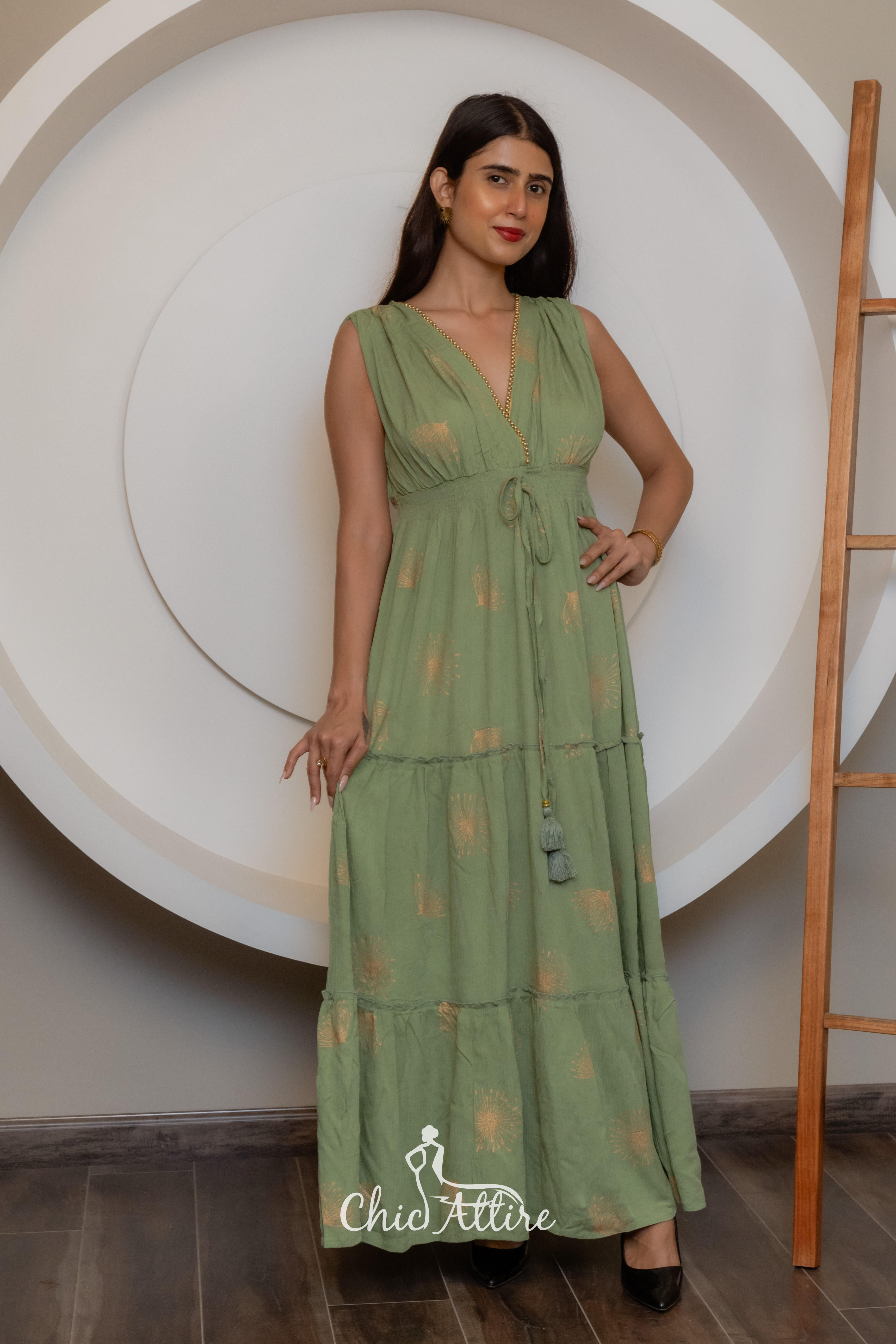 สีเขียวมะกอก