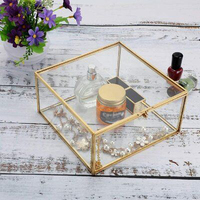 Terrarium géométrique en verre en forme de triangle diamanté, moderne, fait main, avec couvercle pivotant, pour décoration intérieure, présentoir ou boîte à bijoux - Vente chaude