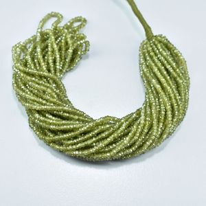 ลูกปัดทรงกลมสีเขียวคิวบิกเซอร์โคเนีย ลูกปัดเซอร์โคเนียเจียระไน ขนาด 2.5 มม. ความยาว 14 นิ้ว สำหรับทำสร้อยคอ พลอยบำบัด - Product Image 1