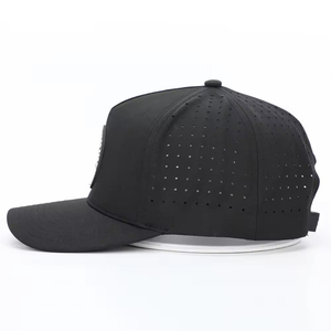 Gorras de béisbol precurvadas de secado rápido, negras personalizadas, transpirables e impermeables, gorras de béisbol de 6 paneles con estampado de goma y logotipo personalizado - Product Image 2