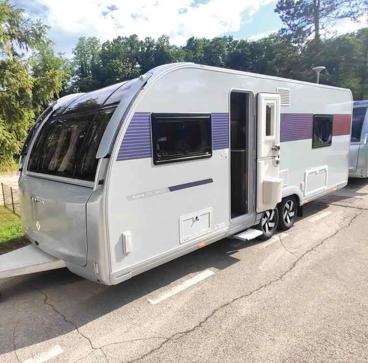Instock Trending Caravan Camper Trailer Fairly Used Motorhomes for Sale at Cheap Prices in USA Europe