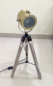 Foco de trípode de aluminio LED con 6000K CCT hogar y oficina Base de latón decoración techo exterior e instalación de luz descendente empotrada - Product Image 5