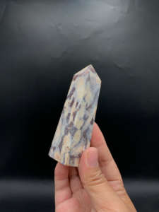 คริสตัลบำบัดหินอัญมณีขนาด2,5X2,5X9ซม. ทำจากแจสเปอร์หินธรรมชาติ - Product Image 3