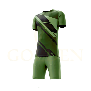 ชุดฟุตบอลผู้ชายผ้าโพลีเอสเตอร์ระบายอากาศได้ 100% ปรับแต่งได้ เสื้อคอวีสำหรับฤดูร้อน ดีไซน์คอเสื้อแบบซับลิเมชั่นที่เป็นเอกลักษณ์ - Product Image 3