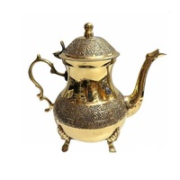 Théière marocaine en laiton de luxe faite à la main, finition dorée, 9,17x8,15x5,51 pouces, pour les services à café et à thé, ADIBA HOME DECOR, modèle AHD001782