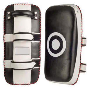 Almohadillas de Muay Thai de Cuero Vacuno de la Mejor Calidad al por Mayor, Almohadillas de Boxeo y Patadas Curvas Personalizadas - Product Image 2
