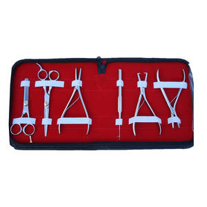 Pinzas y Herramientas Profesionales de Acero Inoxidable Hechas a Medida para el Cuidado y Peinado del Cabello - Product Image 1