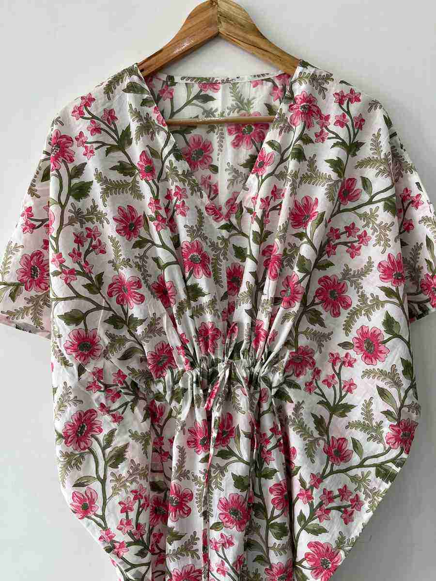 ดอกบัวสีชมพู