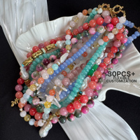 Collier ras du cou élégant en perles de pierres précieuses colorées faites à la main avec perles d'eau douce Collier à breloques Seastar plaqué or pour femmes