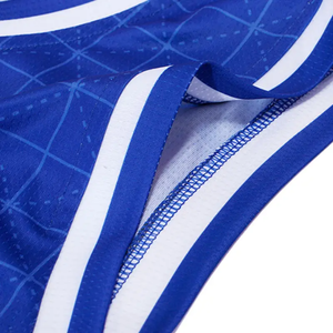 Conjunto de Camiseta y Pantalones Cortos de Baloncesto de Secado Rápido, Transpirable, de Poliéster, Uniforme de Equipo, Logotipo Personalizado, OEM/ODM, Venta al por Mayor - Product Image 5