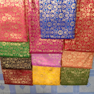 Tissu tissé Jacquard en soie brocart 100% de luxe de haute qualité pour robes tapisserie d'ameublement tenue traditionnelle - Product Image 1