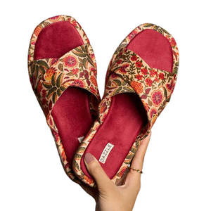 Sandalias Modernas para Mujer, Color Beige Rojo, Estampado Floral de Terciopelo, Suela de Cuero Genuino, Hechas a Mano, Antideslizantes, de Alta Calidad, Cómodas - Product Image 1