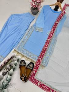 Conjunto de Salwar Kameez de Fiesta Moderno y Elegante con Top de Diseño de Georgette Pesado Bordado con Lentejuelas y Diamantes, Estilo Plazzo, de Secado Rápido - Product Image 3