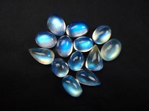 Meilleure qualité Blue Shine Moonstone Mix Shape Cabochon Gemstones cristaux de pierre de lune arc-en-ciel en vrac du fabricant indien - Product Image 3