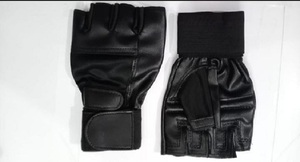 Gants de fitness unisexes à demi-doigts multicolores en cuir respirant Gants de gymnastique et d'haltérophilie avec poignées et sangles pour le sport - Product Image 4