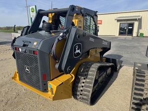 2024 333G Skid Steer Loader Crawler Type Chargeur frontal Eaton Cylindre hydraulique Boîte de vitesses Pompe Roulement Moteur Moteur PLC Gear Core - Product Image 5