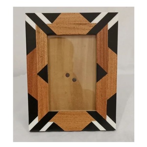 Designer Fantaisie Vintage Classique Unique Moderne Personnalisé Élégant Élégant Artisanat Nouveau Style Décoratif Résine/Bois Fait à la Main - Product Image 4