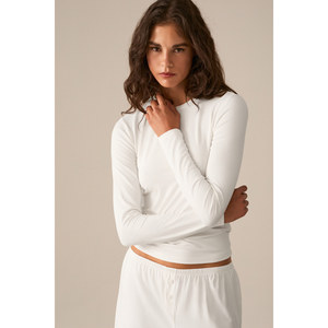 ETHIQUET DARI T-shirt à manches longues ajusté en tissu viscose doux et extensible pour femme - Product Image 4