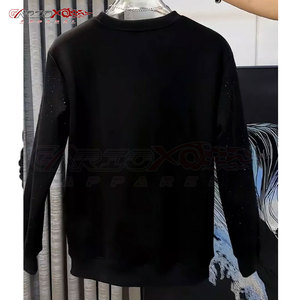 เสื้อสเวตเชิ้ตผู้ชายสไตล์ลำลองสำหรับฤดูหนาว ประดับด้วยคริสตัล คอเสื้อแบบคอกลม ผ้าฟลีซ ระบายอากาศได้ดี พร้อมดีไซน์ตกแต่งแบบมีประกาย - Product Image 2