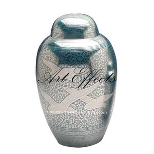 Going Home AE Urna de cremación conmemorativa de latón de estilo americano Color grabado niquelado Diseños personalizables Ecológico Durable - Product Image 1