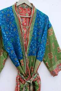 Femme Kimono en soie Vintage Kimono Robe Pour Femme Boho Kimono - Product Image 3