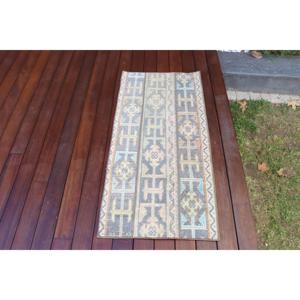 Alfombra Turca Pequeña, Alfombra Vintage de 1.8x3.9 pies, Alfombra de Lana con Diseño de Camuflaje Azul - Product Image 4