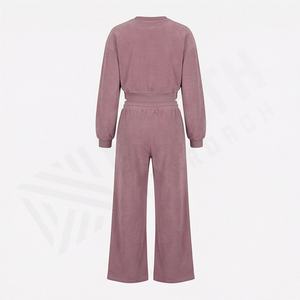 ชุดเซ็ตเสื้อฮู้ดครอปและกางเกงจ็อกเกอร์สไตล์สตรีทแวร์แฟชั่น ผ้าคอตตอน 100% ระบายอากาศได้ดี ลวดลายย้อมสีแบบ Acid Wash สีพื้น - Product Image 2