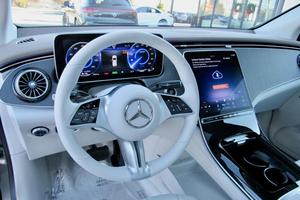 2023 Mer CE des B Enz AWD Caja de cambios automática para automóvil de bajo kilometraje Dirección izquierda Gas oscuro/condición eléctrica - Product Image 4