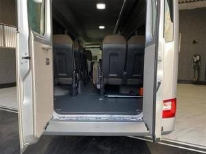 Bus Toyota Coaster en excellent état, occasion et neuf, propre et frais, conduite à droite - Product Image 2