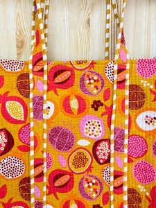 Sac fourre-tout en coton matelassé de couleur vibrante pour femmes sac à main à la mode sac à bandoulière pour faire du shopping voyage Yoga classe de gymnastique sacs cadeaux d'hiver - Product Image 2