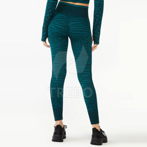 Leggings de yoga sans couture à séchage rapide pour femmes nouveau style vêtements d'exercice en gros avec pantalon à motif solide à taille élastique - Product Image 3