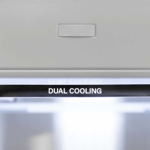 Réfrigérateur à portes françaises ZLINE RBITWM72 de 72 pouces, 39,6 pieds cubes Congélateur bas intégré avec distributeur d'eau et machine à glaçons, alimentation électrique - Product Image 2