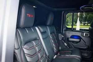 SUV 2025 Automático con Volante a la Izquierda, Tracción en las Cuatro Ruedas, Asientos de Cuero Oscuro, Techo Panorámico, Cámara Trasera de 360°, 6 Bolsas de Aire, Pantalla Táctil, R18 - Product Image 4