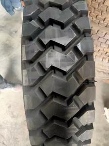 Neumático de camión multiusos 295/75R22.5 para todas las posiciones que proporciona un desgaste constante, un fuerte soporte de carga y un rendimiento suave en rutas mixtas. - Product Image 5