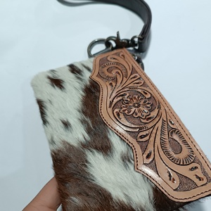 Bolso de Mano de Cuero Vacuno Occidental con Decoración de Flores, Cartera Larga con Ribete de Piel, Herramientas Hechas a Mano - Bolso de Moda Unisex Más Vendido - Product Image 4