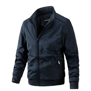 Veste softshell légère avec logo personnalisé pour hommes, vêtements d'hiver confortables pour le printemps - Product Image 1
