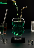Verre à cocktail champignon Curva Luxe – Vaisselle design moderne, élégante pour bar, hôtel, restaurant – Verre de service haut de gamme – Approvisionnement en gros
