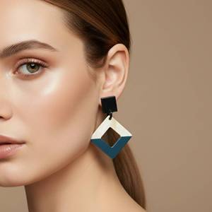 Pendientes de Cuerno Natural Artesanales de Vietnam, Versátiles para Pedidos al por Mayor, Uso Diario de Moda y Stock Minorista - Product Image 6