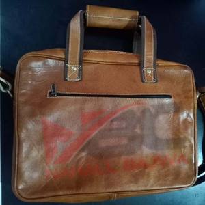 Meilleures ventes Sac à dos de voyage en cuir véritable pour hommes et femmes Sac d'école imprimé avec logo personnalisé Sacs à outils pris en charge par les OEM - Product Image 5