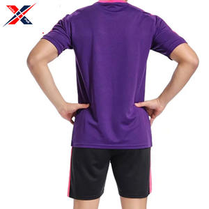 Meilleures ventes de maillots de football noir et jaune personnalisés, vêtements d'équipe respirants avec impression de logo, nouveau design, ensembles d'uniformes de football - Product Image 2