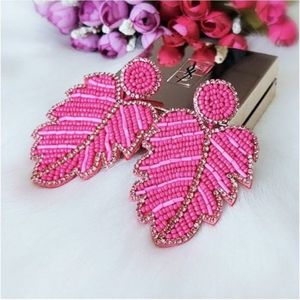 ต่างหูเส้นใหญ่ตัวหนาปักด้วยมือ - Product Image 2
