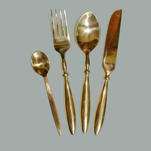 Juego de cubiertos chapados en oro Arte informal Diseño en relieve Mango hecho a mano Vajilla para servir boda Juego de cubiertos - Product Image 5