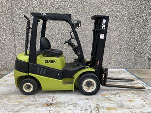 High Quality TCM FD250 Hand Hydraulic Forklift <b>Pallet</b> Truck Japan Original 1 Ton Used Three Stage Mast Offroad Global For Sale - Product Image 4