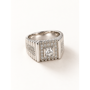 Bague signet pour homme en platine, coupe princesse, plaquée rhodium, bijoux fins géométriques - Product Image 1