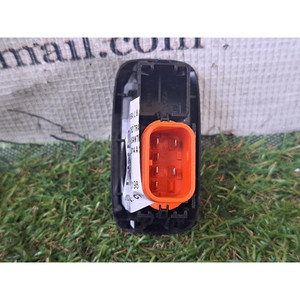 Panneau de boutons avant droit FORD Transit Série BM5T14529BA CYR5 (14>) - Product Image 2